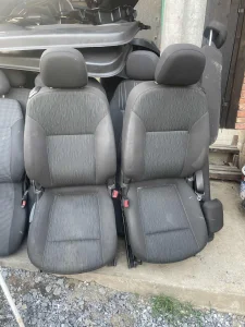 Sedista opel astra j gtc 3 vrata