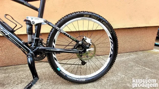 MERIDA Pro 26" 3x10 XT/SLX,Full Sus,Nov-SWISS
