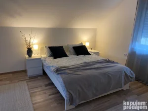 Obale, Irig, Krušedol, 3.0 trosobna, 75 m²