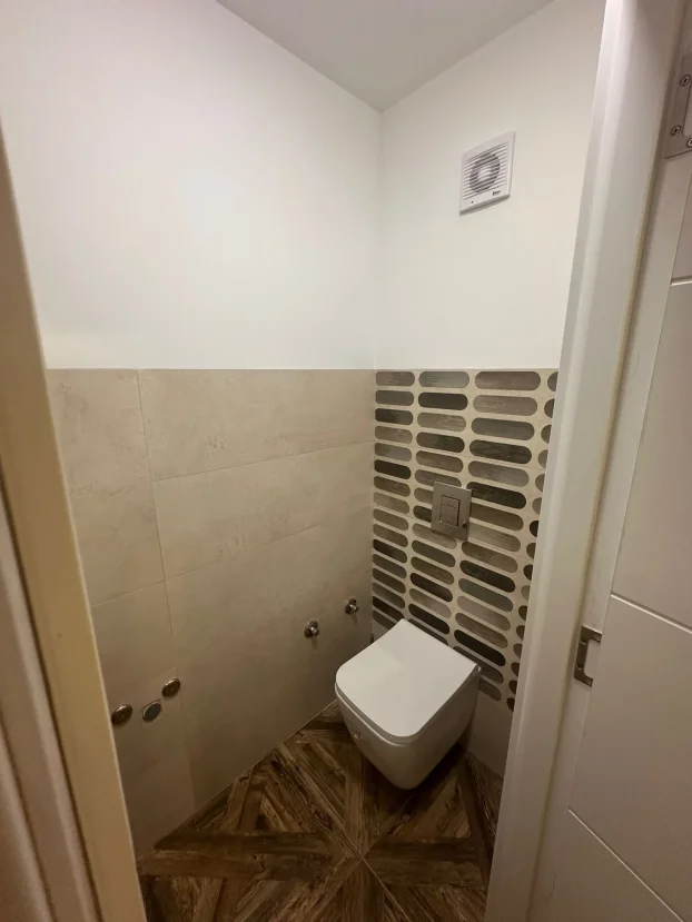 Francuska, Trg Republike, 1.0 jednosoban, 44 m²