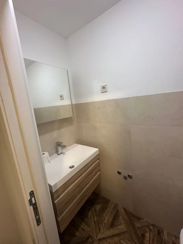 Francuska, Trg Republike, 1.0 jednosoban, 44 m²