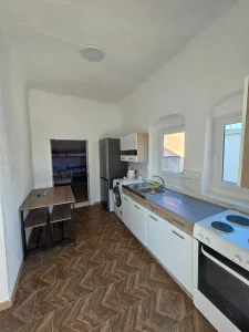 Decka, Pećinci, Šimanovci, 3.0 trosobna, 70 m²