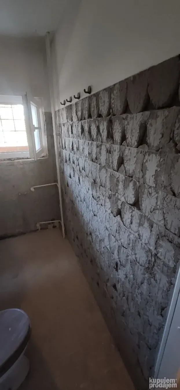 Rušenje kupatila sa odvozom suta na deponiju