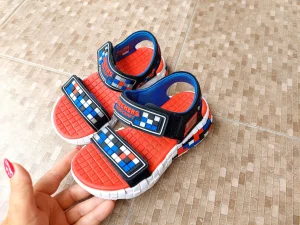 Skechers sandale za decaka broj 27