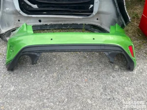 Branik zadnji ford fiesta 2020