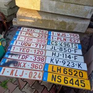 Stare automobilske tablice 2
