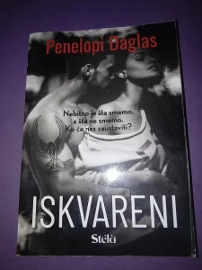 Iskvareni Penelopi Daglas