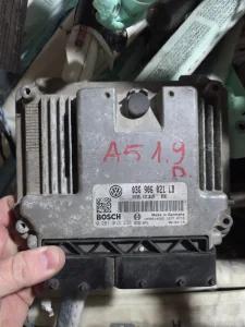 Motorni racunar 1.9tdi 03G 906 021 LB