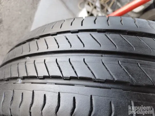 Continental 215/75 r16C letnje gume dot 2023 215 75 16C