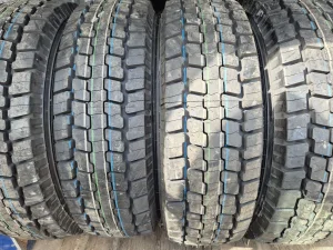 235 75 17.5 UNIROJAL NOVE STARIJI DOT POGON 110e Komad