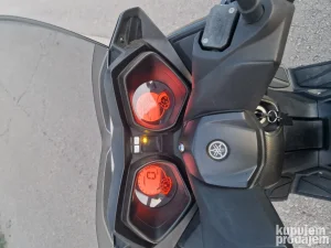 Yamaha x max 125