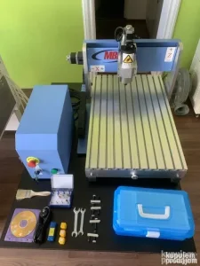 Stoni CNC ruter,  fiber laser, UV štampač