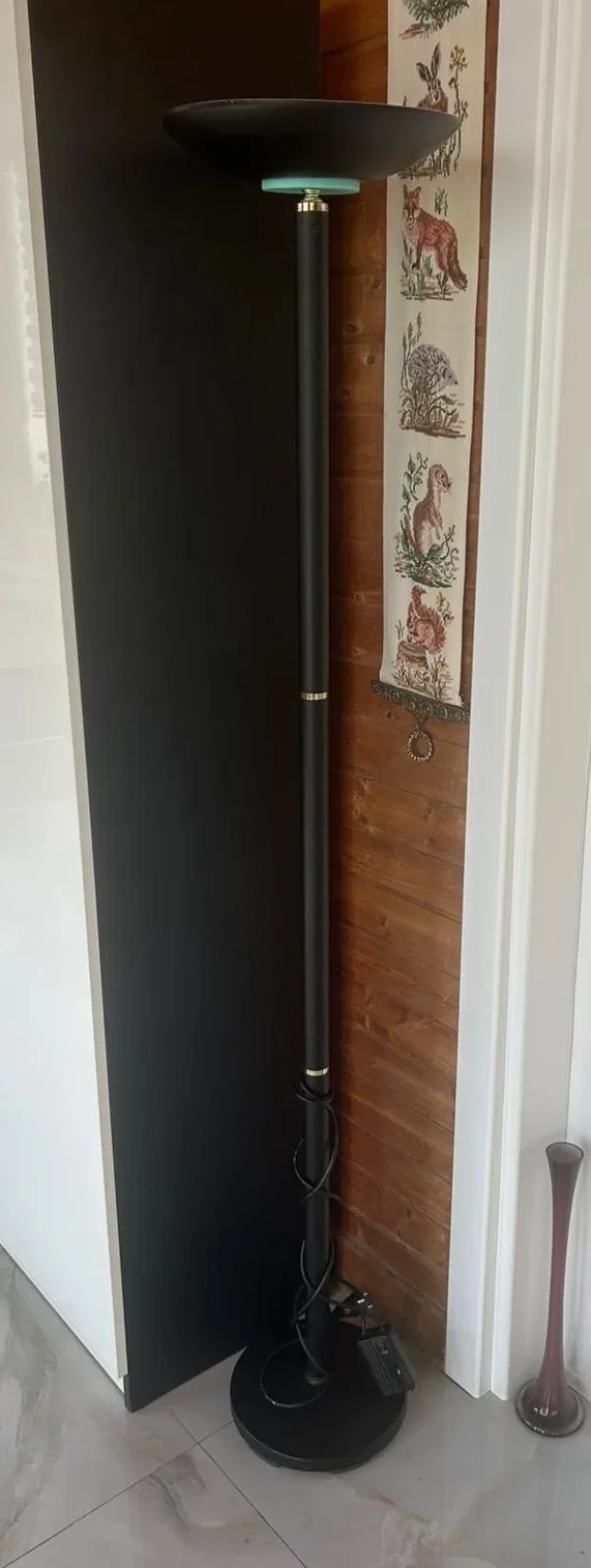 Podna lampa crna 178cm visoka 300W