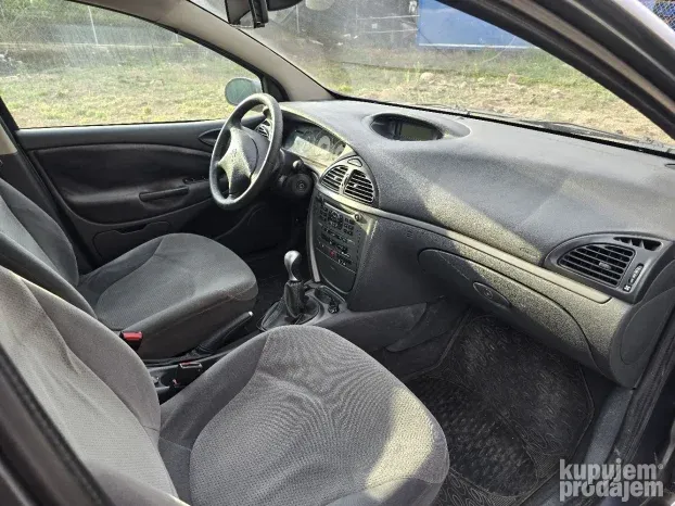 2005 Citroen C5 1.8 benz-plin