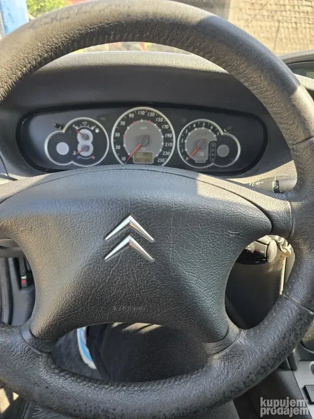 2005 Citroen C5 1.8 benz-plin