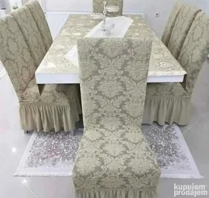 Set stolnjaka i navlake za stolice sa karnerima