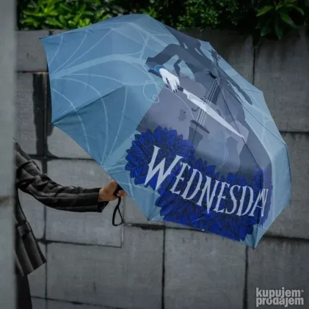 Wednesday Sa Čelom Kišobran