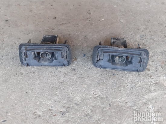 Pezo 206 karavan svetla tablica