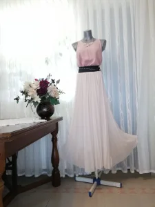 Bež duga plise suknja sa šlicem AIMITE vel. M-L