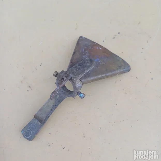 Stari mesingani raspršivač