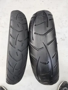 Moto gume metzeler 150/70/17 i 100/90/19 god 2022/20