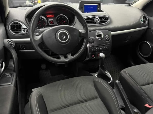 2010 Renault Clio 1.5