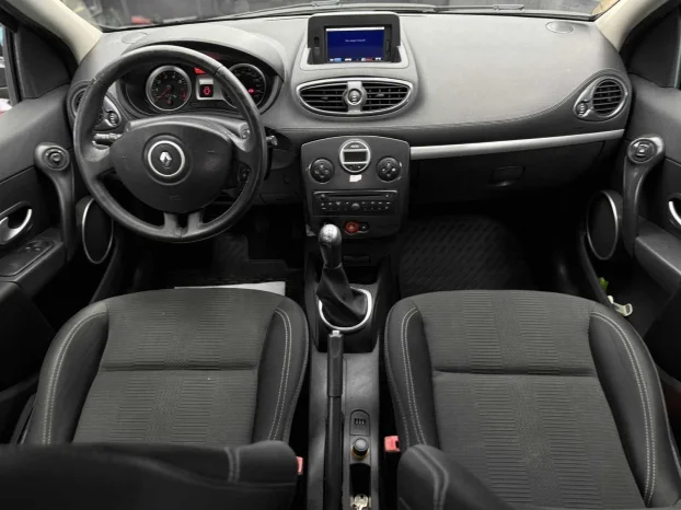 2010 Renault Clio 1.5