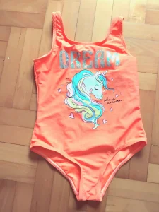 LC Waikiki kupaci za devojcice velicina 8-9 godina