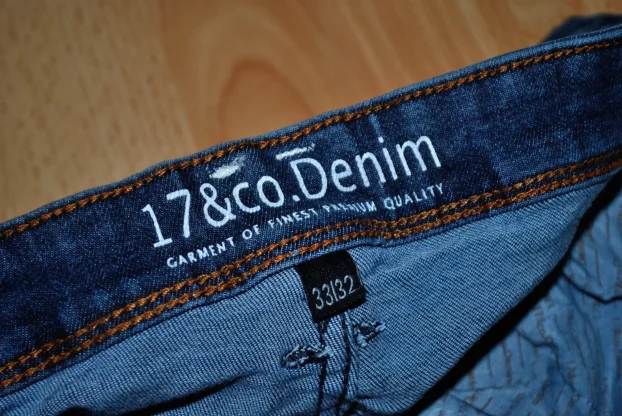 Orig. 17 & CO muške farmerke W33 L32, PRELEPE