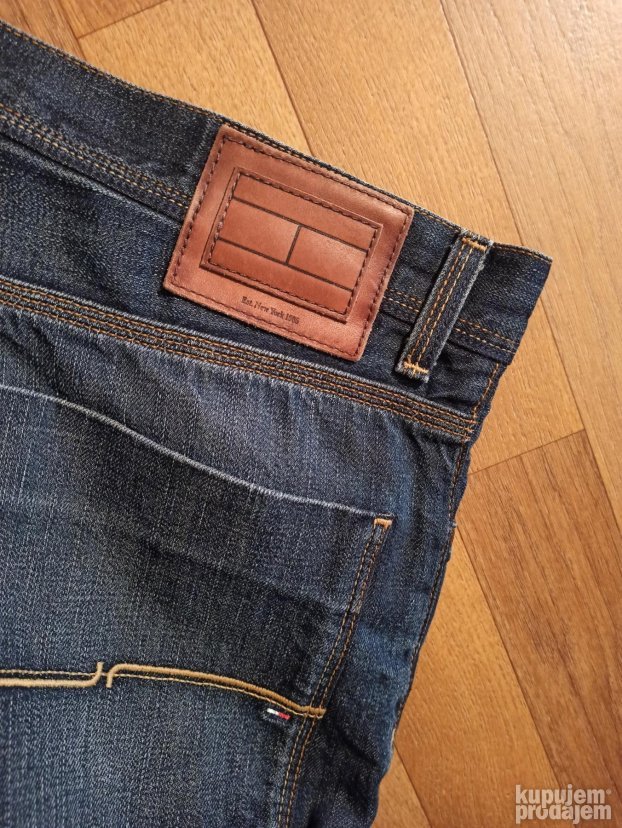 Tommy Hilfiger Mercer Raw Straight Fit W40/L3 HQ
