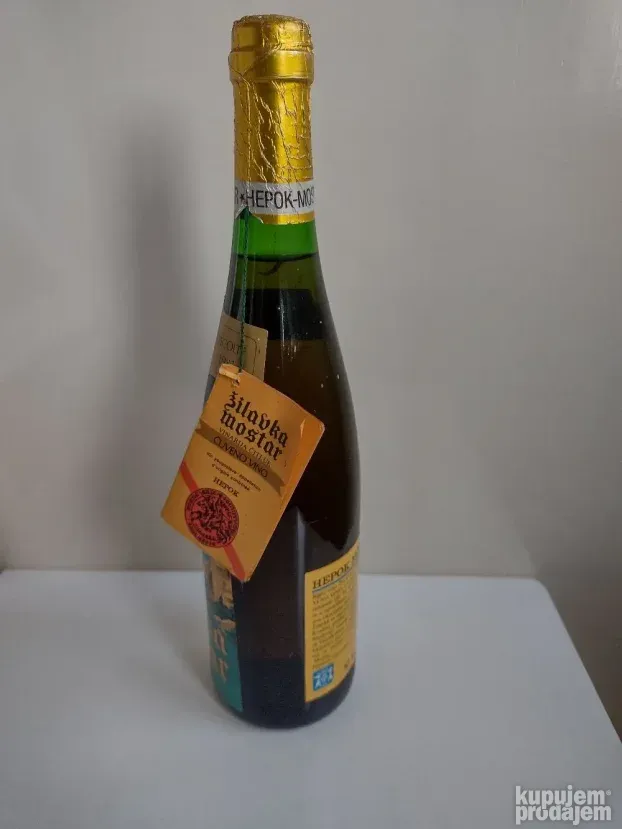 Vino zilavka mostar 0,7l jugoslavija 1981g