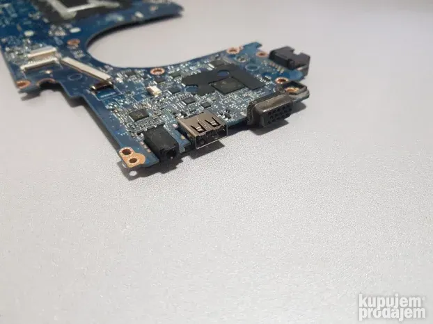Dell latitude 5480 maticna ploca i5-7300u #6480