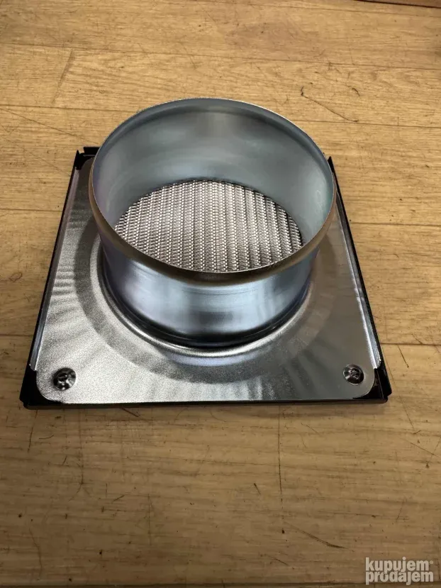 Resetka za ventilaciju CRNA i BELA