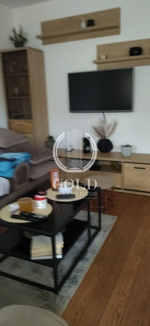 Maršala Žukova, Adice, 5+ petosobna, 126 m²