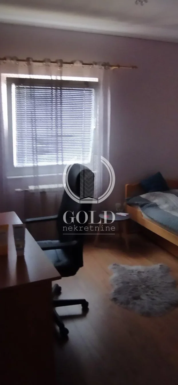 Maršala Žukova, Adice, 5+ petosobna, 126 m²