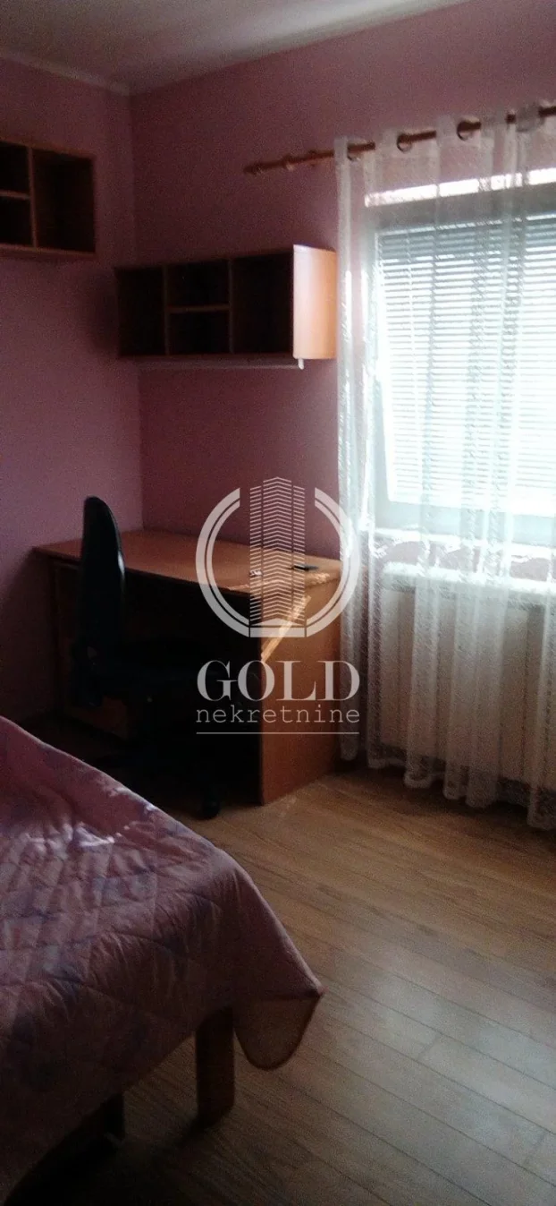Maršala Žukova, Adice, 5+ petosobna, 126 m²