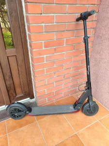 E-TWOW gt električni trotinet neispravan