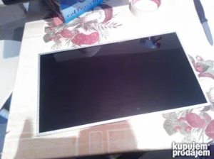 15,6" LED ekran 40 pin ispravan i testiran