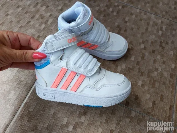 Duboke Adidas patike za devojčicu broj 26