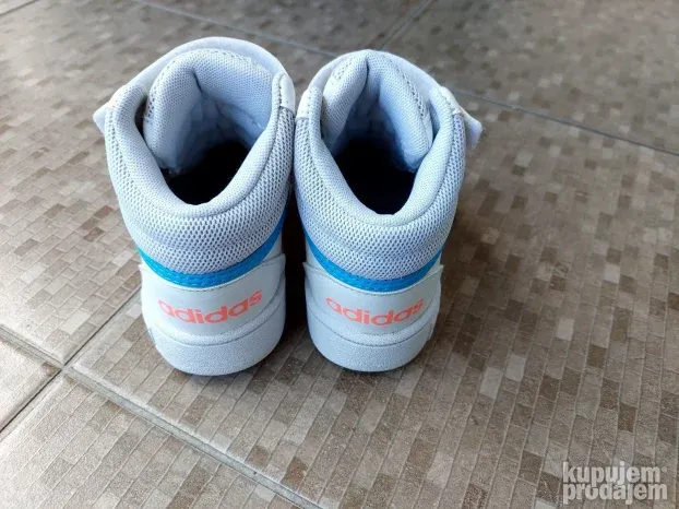 Duboke Adidas patike za devojčicu broj 26