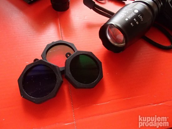 XML T6 police  kvalitetna rucna i lovacka lampa 2020