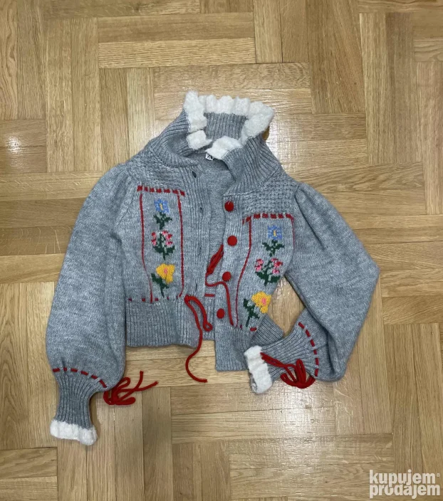Zara prolećni dzemper