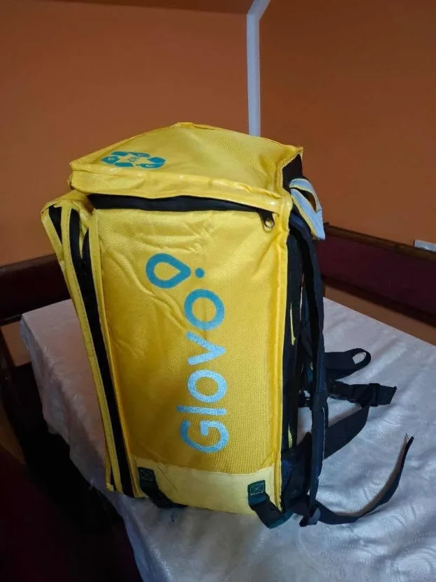 Glovo torba