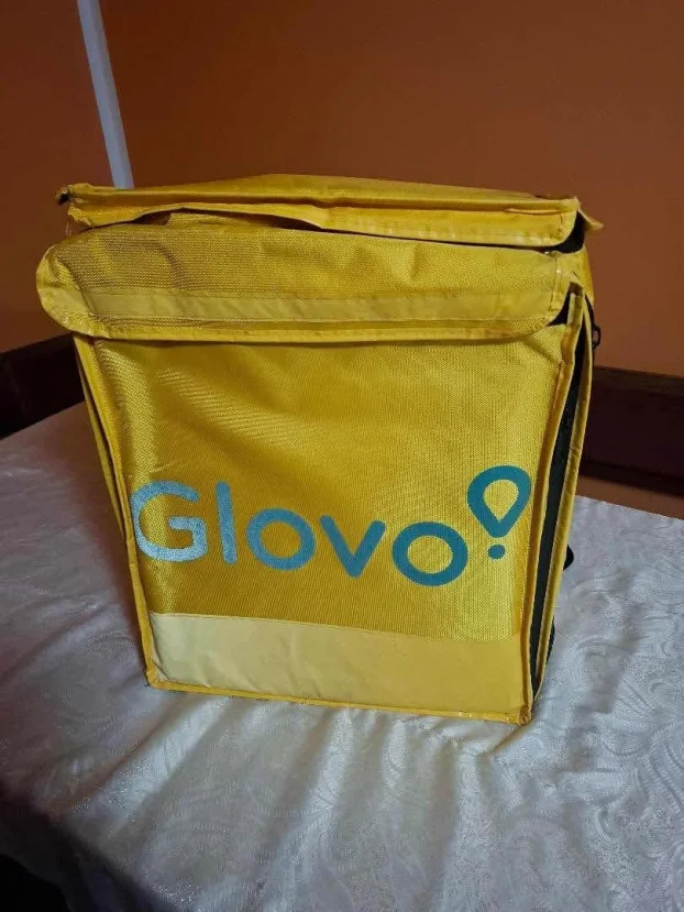 Glovo torba