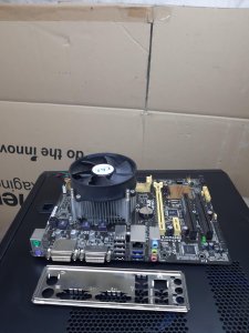 Matična Asus H81M2 soket1150 + i3-4130 3,4GHz + Kuler  BR.2
