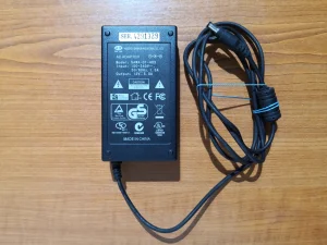 AC Adapter 12V 5A
