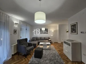 Zrenjanin, Putnikovo, 5+ petosobna, 112 m²