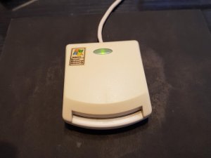EZ 100 Smart Card reader