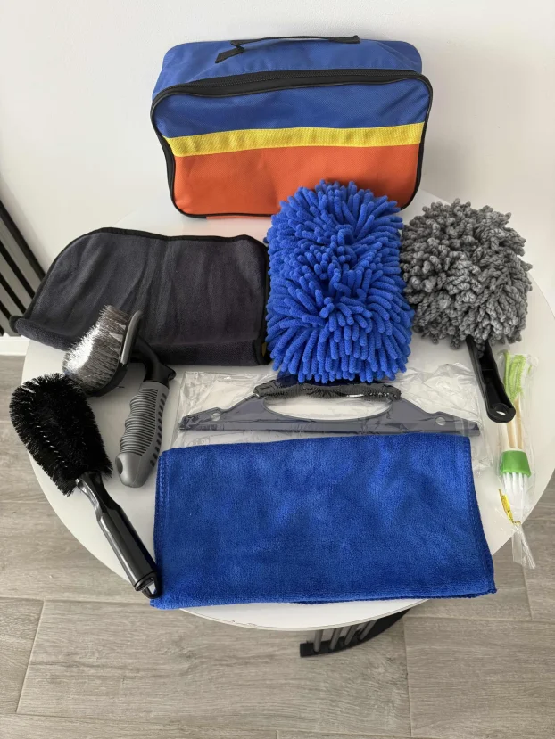 Cetke za dubinsko pranje 2299 Set za pranje auta 1899