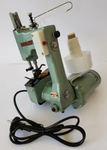 Mašina za šivenje i zatvaranje džakova